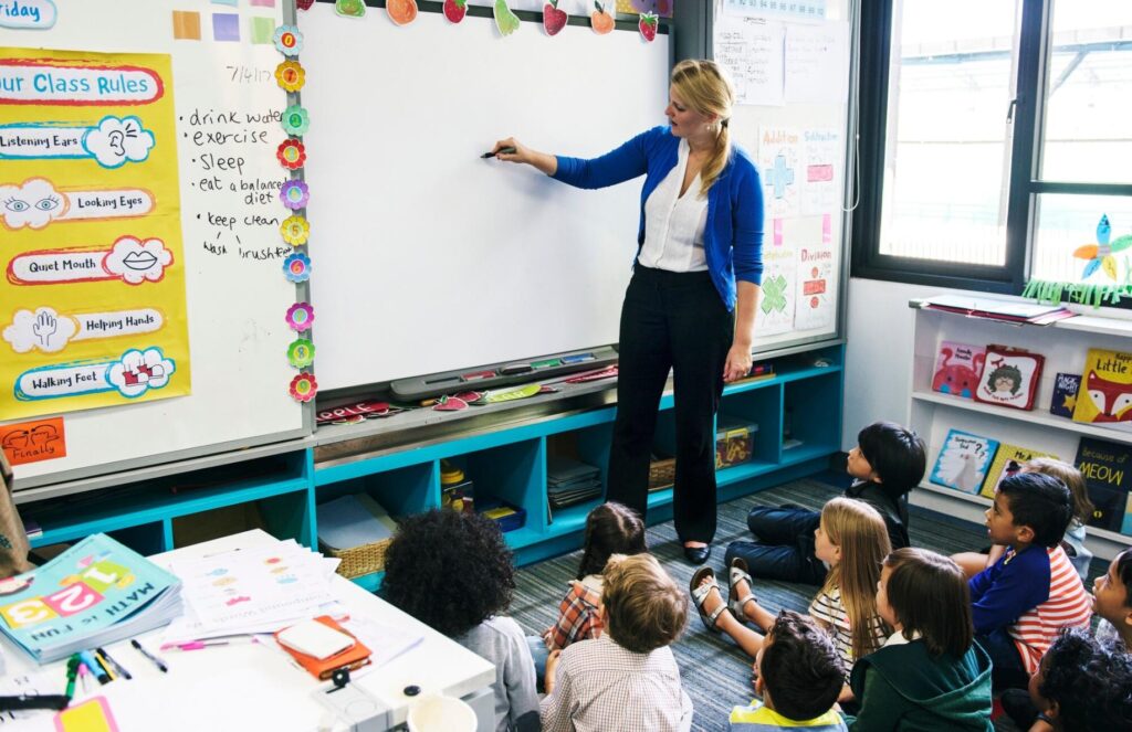 NCFE CACHE Level 2 Certificate in Introducing Caring for Children and ...